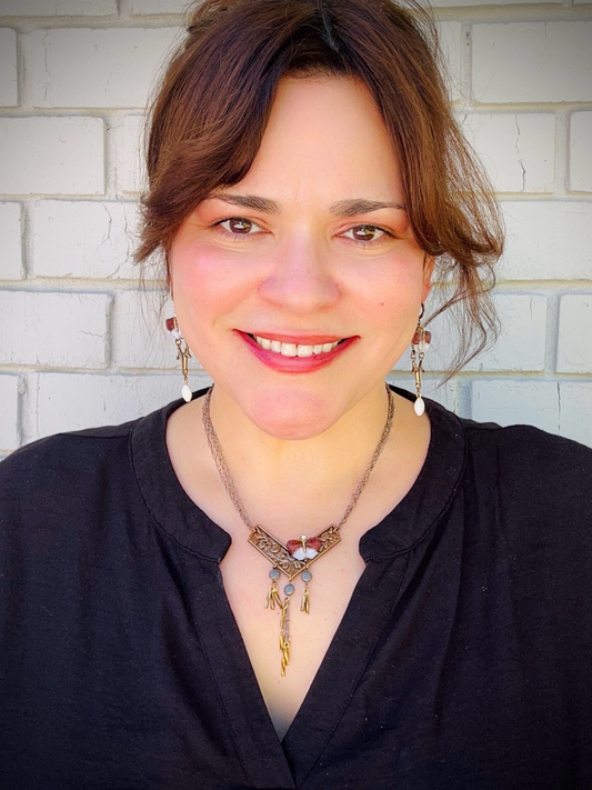 Dolly Necklace
