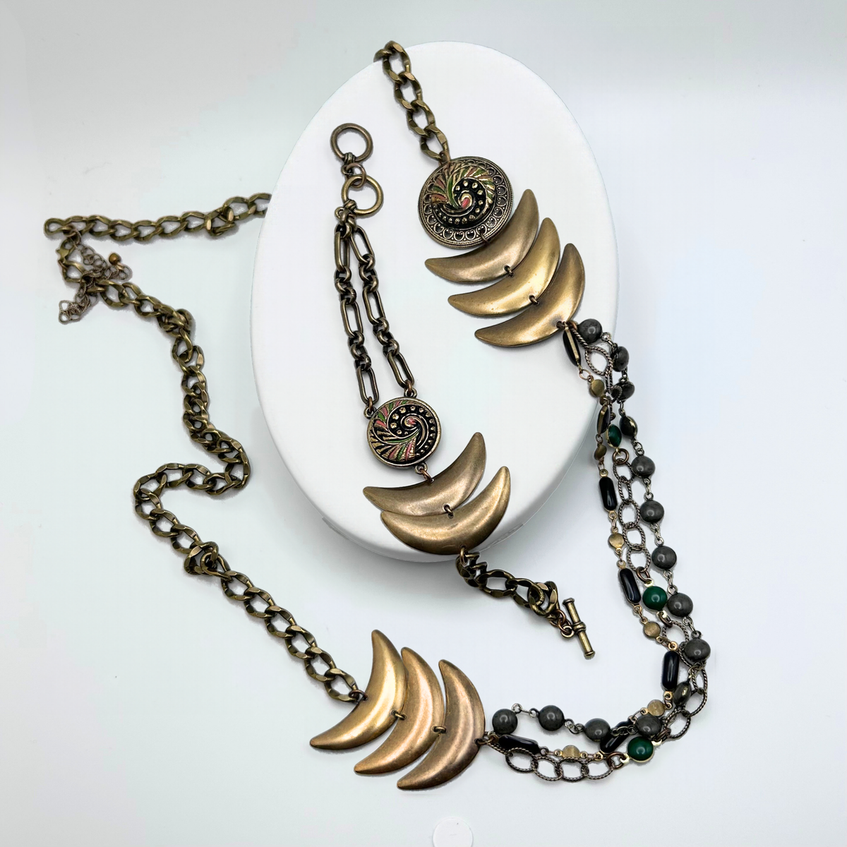 Helycia Necklace
