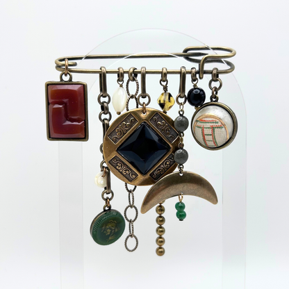 Bella Brooch