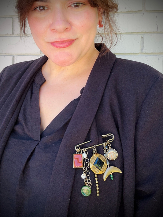 Bella Brooch
