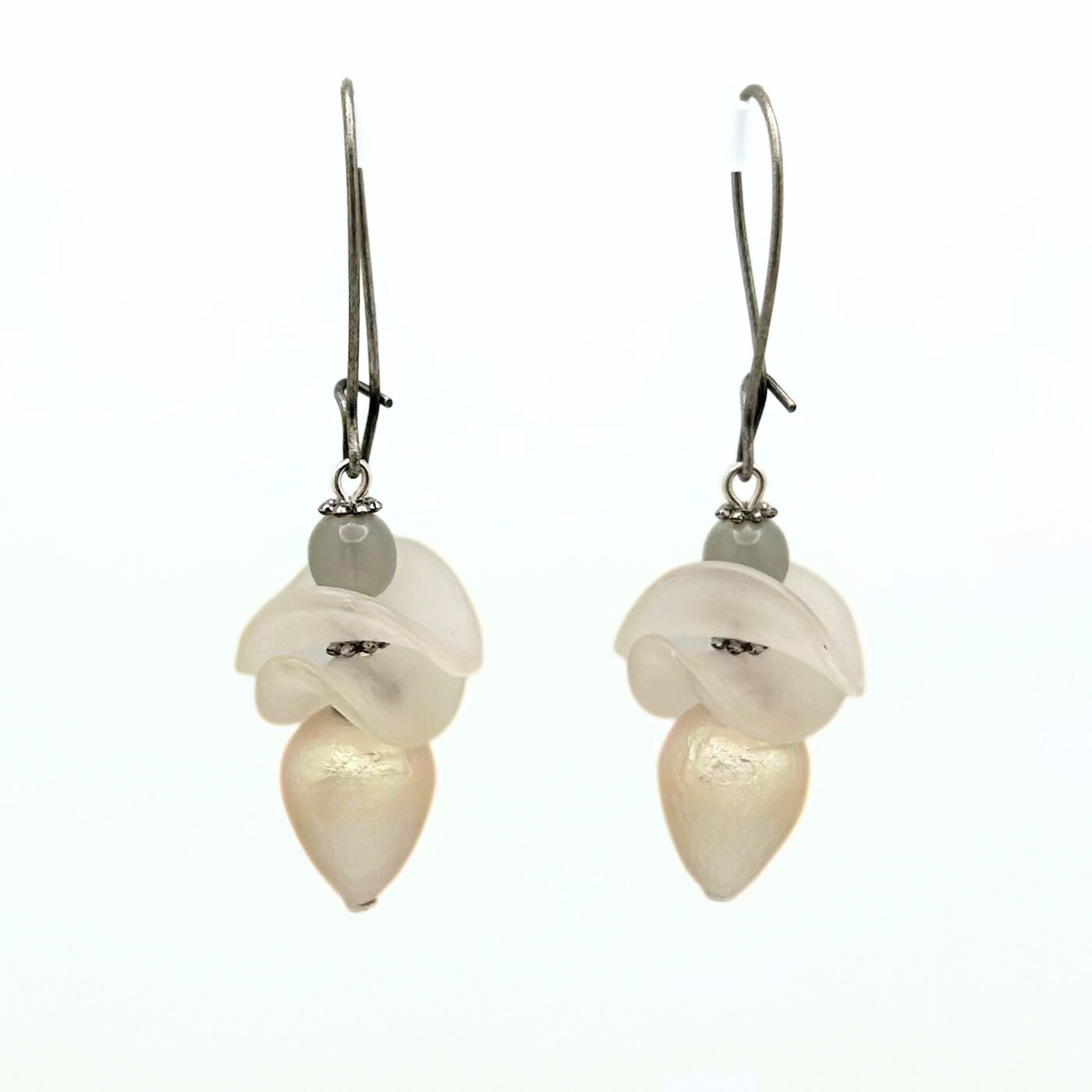 Calla Earrings | Hand-crafted Vintage Earrings by Boujoux