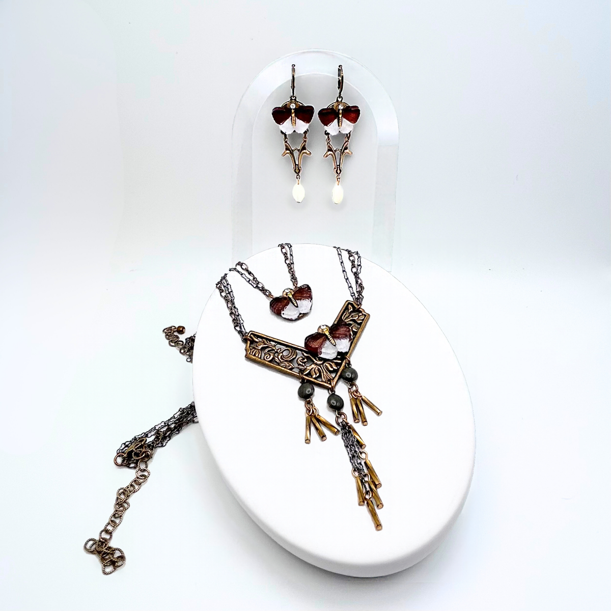 Dolly Necklace