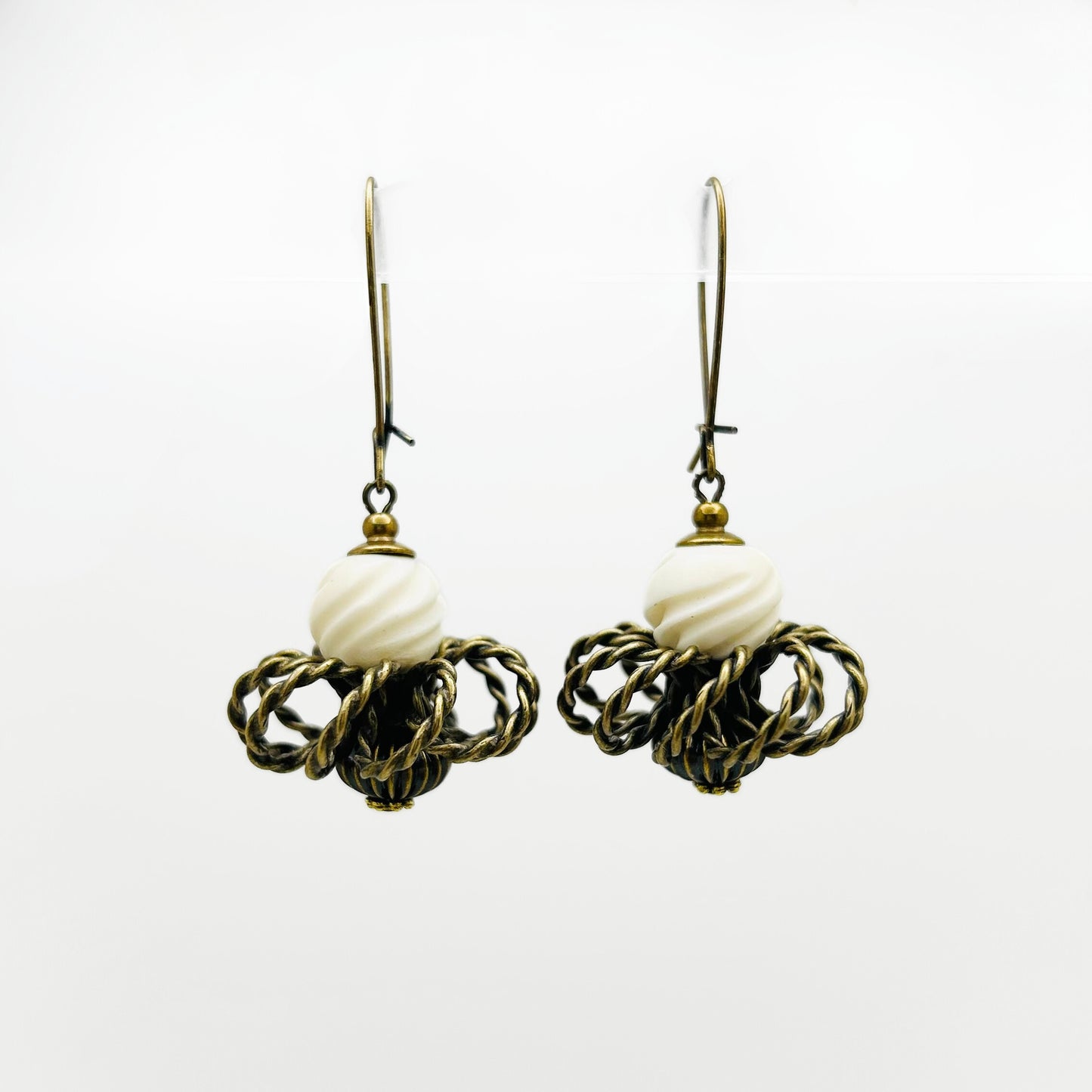 Eris Earrings — Hand-crafted Vintage Earrings by Boujoux