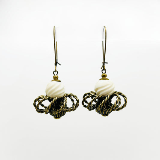 Eris Earrings — Hand-crafted Vintage Earrings by Boujoux