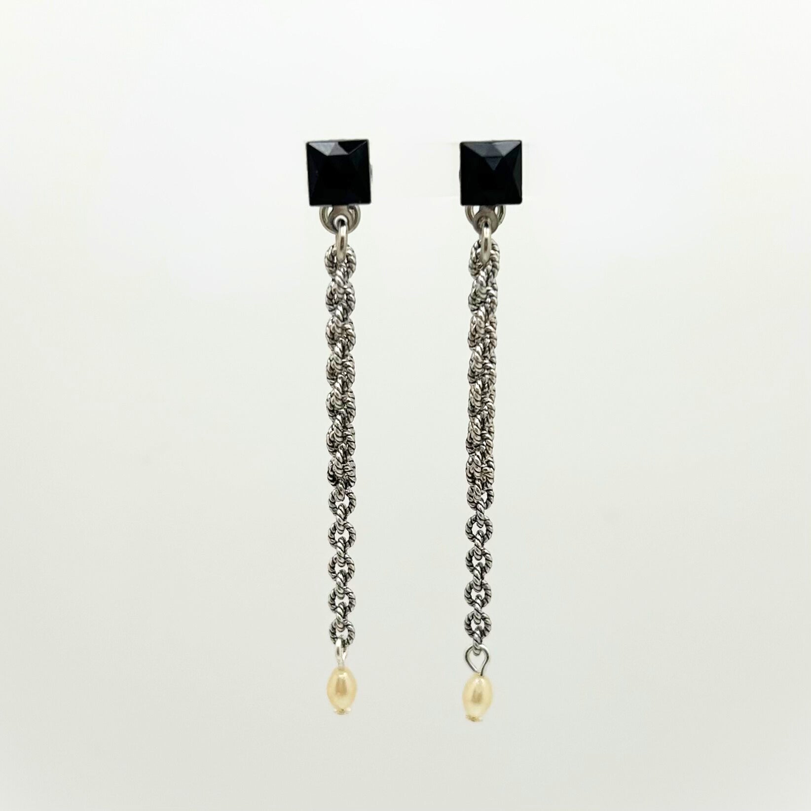 Eva Earrings | Hand-crafted Vintage Earrings by Boujoux