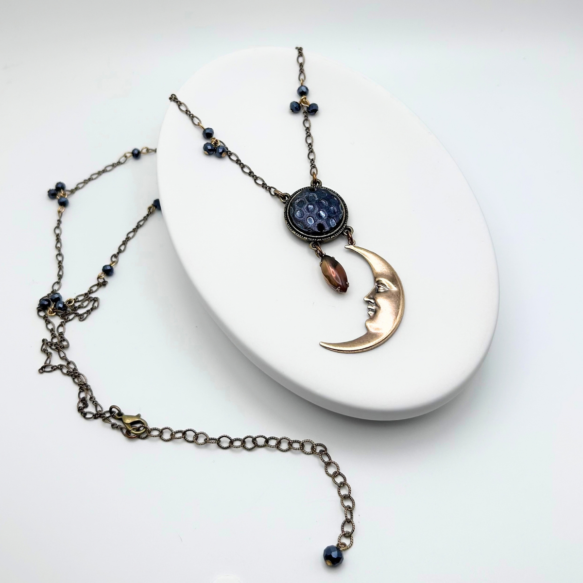 Lunette Necklace