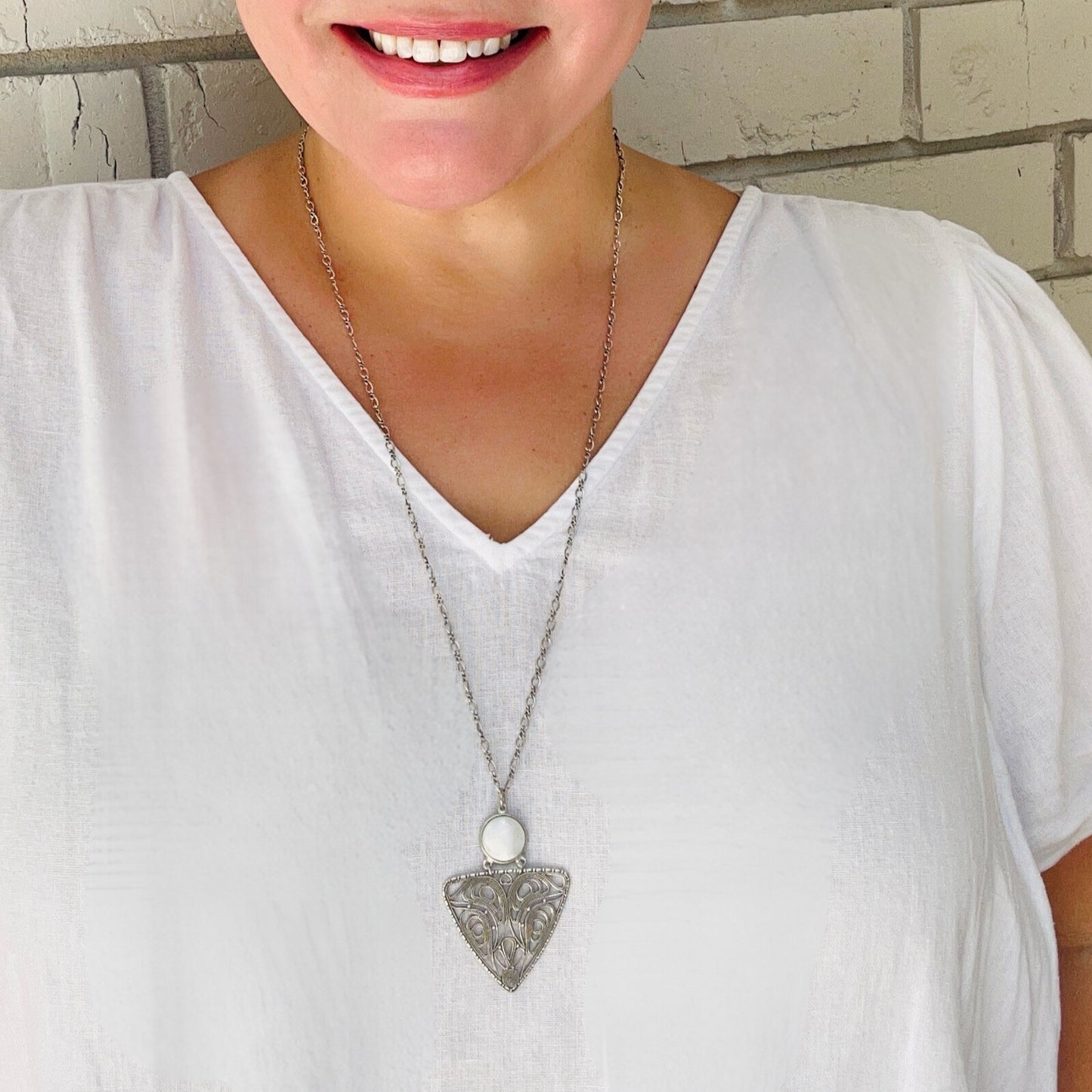 Perle Blanche Necklace