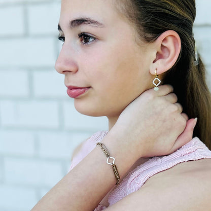Petite Vera Earrings