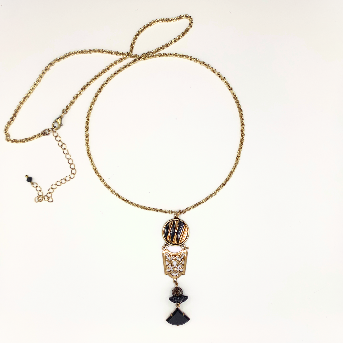 Petunia Necklace